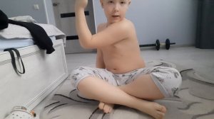 2 упражнения на пресс уровня( сложный)