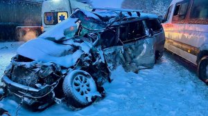 Аварии и ДТП НА ДОРОГАХ — не уступил и получил подборка на видео регистратор