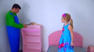 Настя и её новая розовая комната (360p)