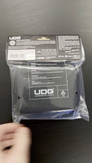 UDG Digi Hardcase Small Black смотреть онлайн