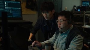 Охота за тенью (фильм, 2025)