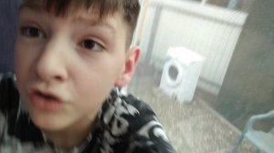 Я просидел на подоконнике 7 мин! Я устал 🫩