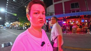 Кайфуем в Таиланде) ШОК на весах! Гуляем по улице КРАСНЫХ фонарей в Паттайе! Рынок ЕДЫ на Джомтьен