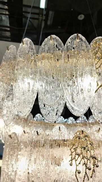 Роскошная люстра Роскошная люстра