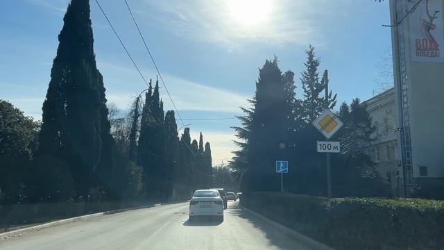 Ялта. Ул. Киевская от ПУДа на Октябре, по К.Маркса, Садовая. 20.01.26. Крым. Crimea. Yalta. смотреть онлайн