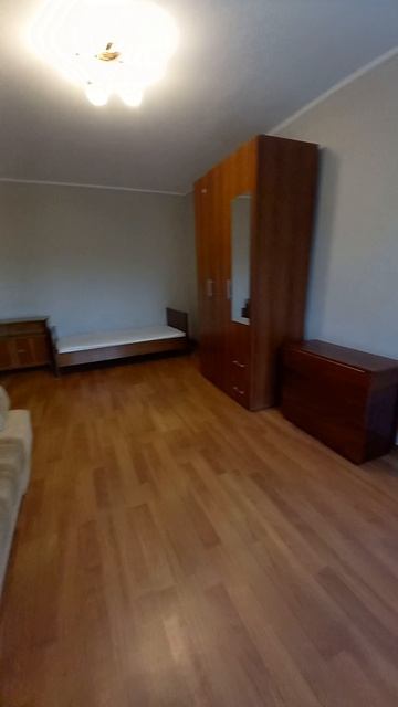 1 ком. А.Лежена д 29/1, до Метро Золотая нива 10 минут пешком 1 ком. А.Лежена д 29/1, до Метро Золотая нива 10 минут пешком