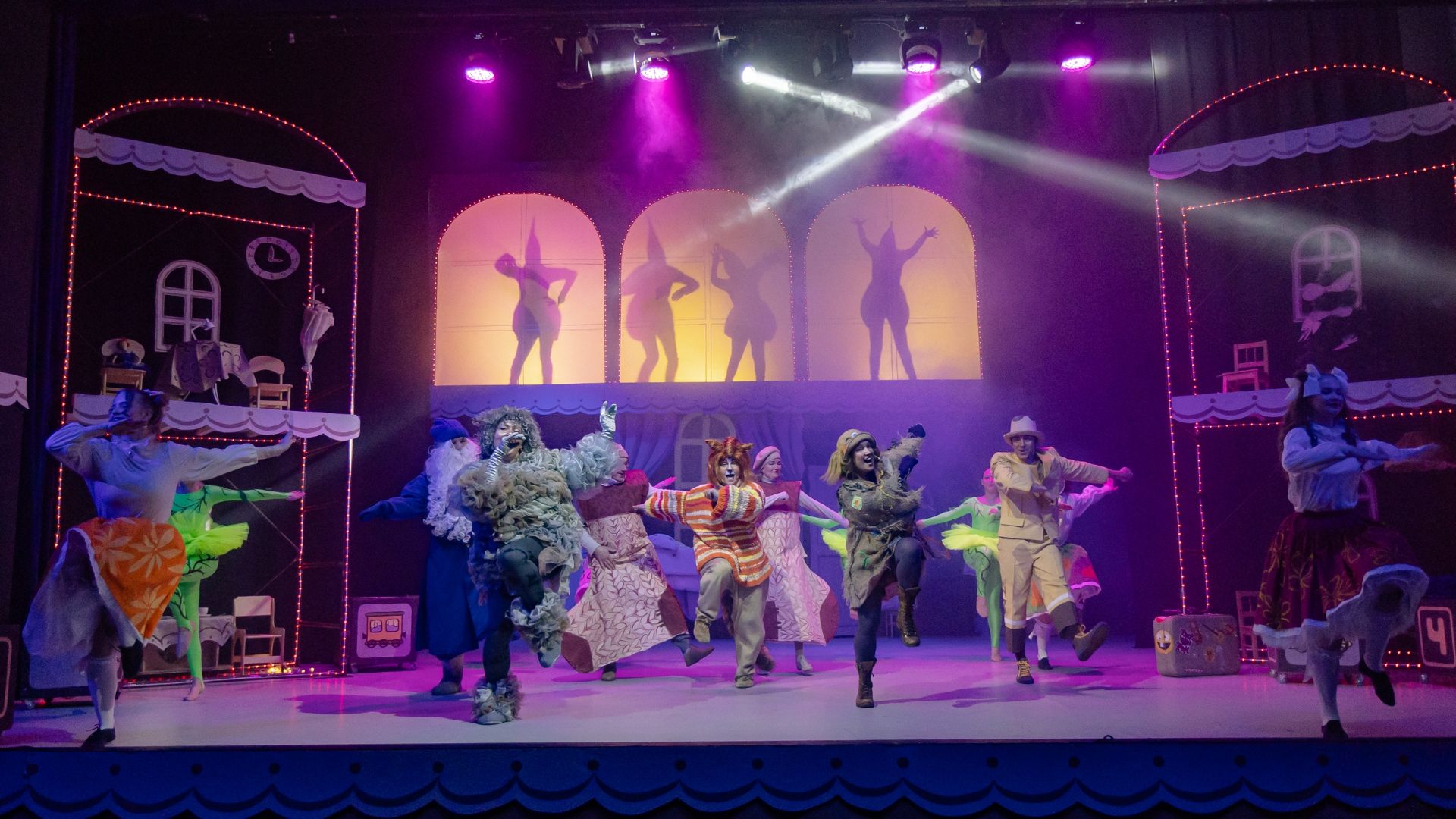 Народный коллектив Молодёжный театр "Балаган" г.о. Лосино-Петровский. смотреть онлайн