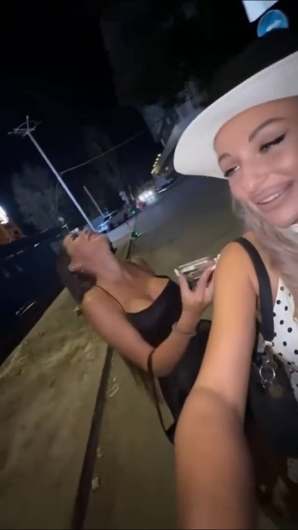 Такие сейчас девушки