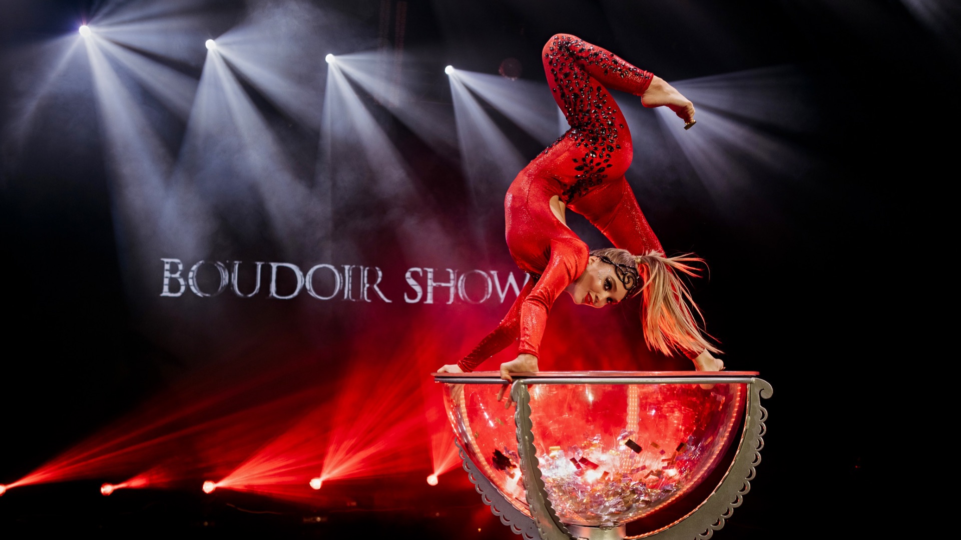 Гимнастка в бокале «BOUDOIR SHOW» Red смотреть онлайн