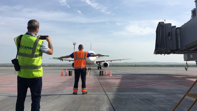 Сухой Суперджет 100 паркинг