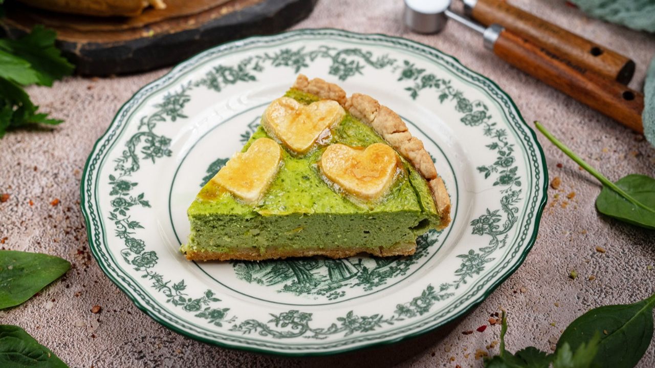 🥧 Пирог с рикоттой и шпинатом | рассыпчатое тесто и очень нежная начинка! смотреть онлайн