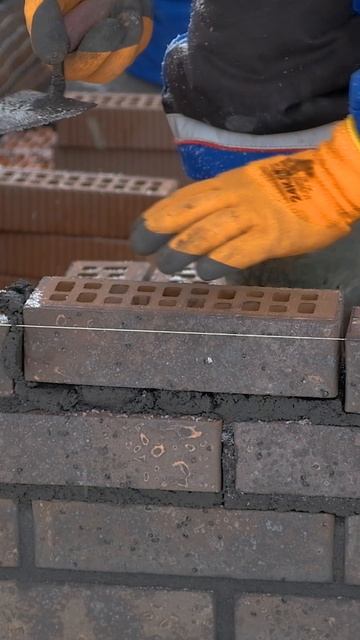 Зимняя стройка крупным планом #строительстводомов Зимняя стройка крупным планом #строительстводомов