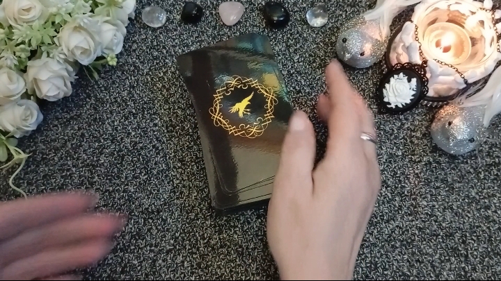 Какие отношения меня с ним ждут в ближайшие 3 месяца?! #отношения #семья #любовь #таро #эзотерика смотреть онлайн