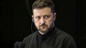 Глава киевского режима живет под постоянным давлением и угрозами