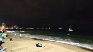 Вечерний океан в Нячанге (Вьетнам)