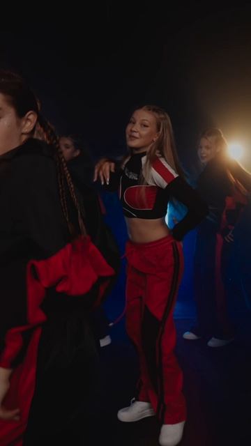 Открыт набор в шоу-балет OwnWave.Кастинг состоится 16 февраля.Запись на кастинг — на сайте Академии. смотреть онлайн