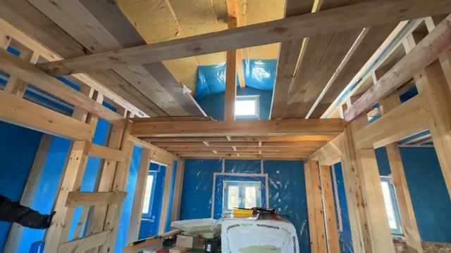 Каркасный дом по проекту Джоуль на стадии готового каркаса и утепления