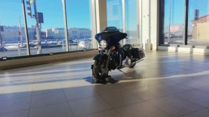 Harley-Davidson Street Glide 103