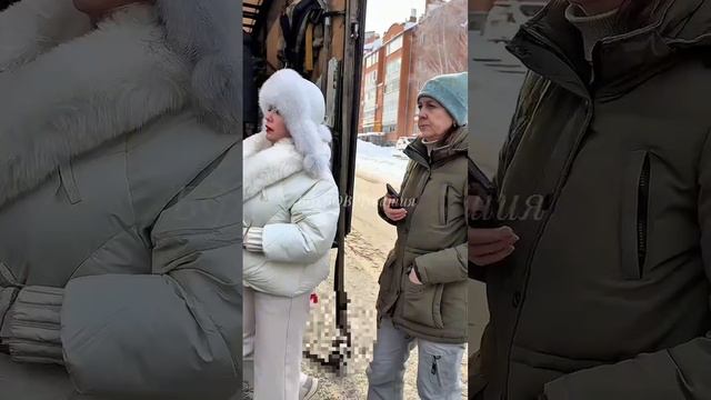 Погрузка 50-го рейса в зону СВО смотреть онлайн