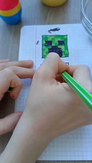 Крипер из майнкрафта!!!