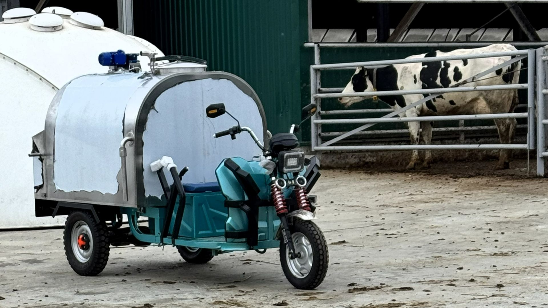 Молочное такси на 1 000 литров Молочное такси на 1 000 литров