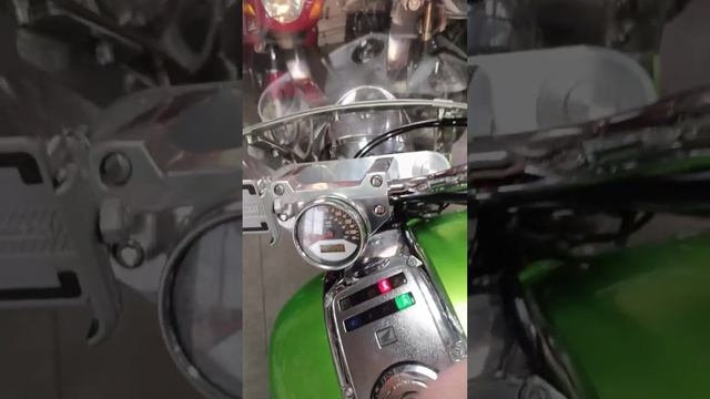 Honda VTX 1800, зеленый смотреть онлайн