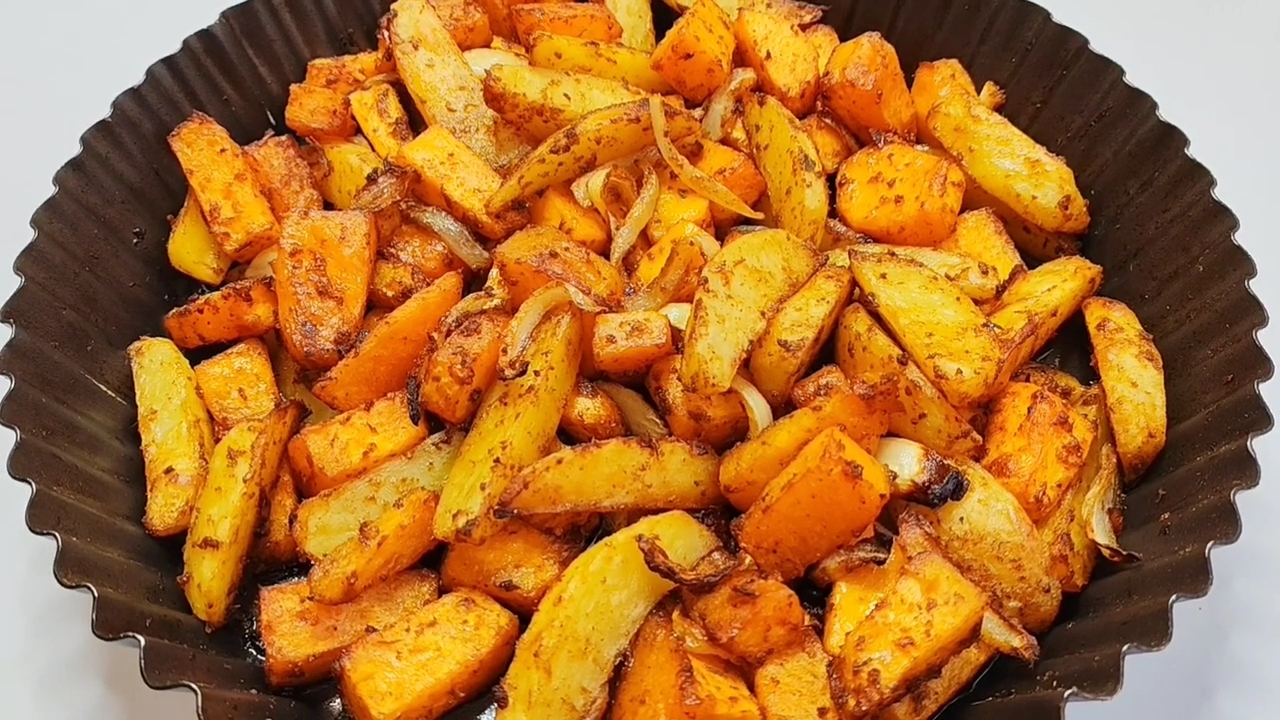 Запеченные овощи в духовке (тыква, картофель, лук) без жарки, без лишнего масла🧅 смотреть онлайн