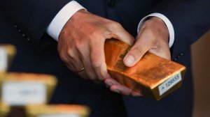 За семь лет только золото и вклады принесли доход выше инфляции