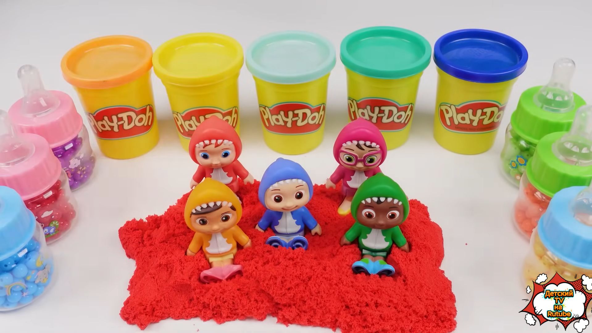 Мультики для детей. Весёлые шарики из пластилина и формочки для печенья смотреть онлайн