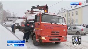Мешающие уборке снега автомобили нижегородцев убирают с улиц