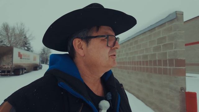 Новое: рейс в тяжелых погодных условиях, нужно постараться пройти без потерь, за бортом -30... смотреть онлайн