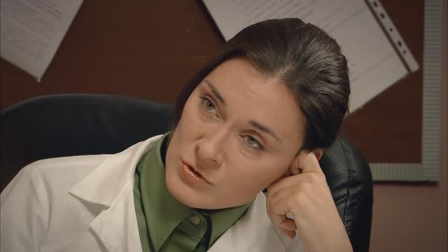 ЛИЧНЫЕ МОТИВЫ - 1 серия смотреть онлайн