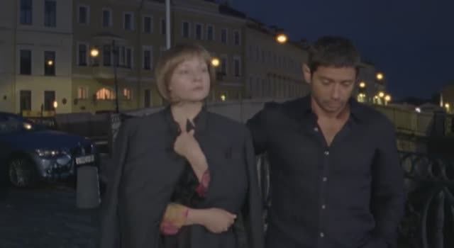 УМНИЦА, КРАСАВИЦА - 3 серия смотреть онлайн