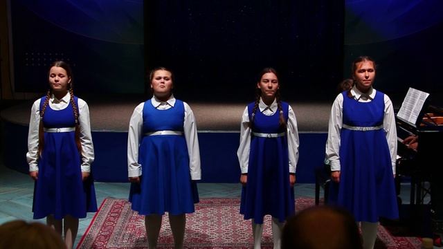 Вокальный ансамбль «Нюанс» – «Радуга» смотреть онлайн