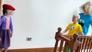 Как Макс и папа проносили сладости в кинотеатр