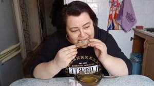 Сам на лопате 🪣 а полы помыть не может 🤔