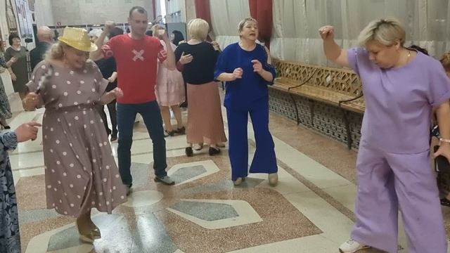 1000031885.mp4 смотреть онлайн