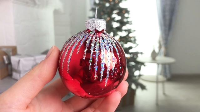 Набор стеклянных шаров КАПЕЛЬКИ, красные, 60 мм, 4 шт., С593-кр смотреть онлайн