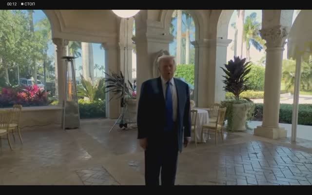 Президент США Трамп общается с прессой в Мар-а-Лаго, 1 февраля 2026 года смотреть онлайн