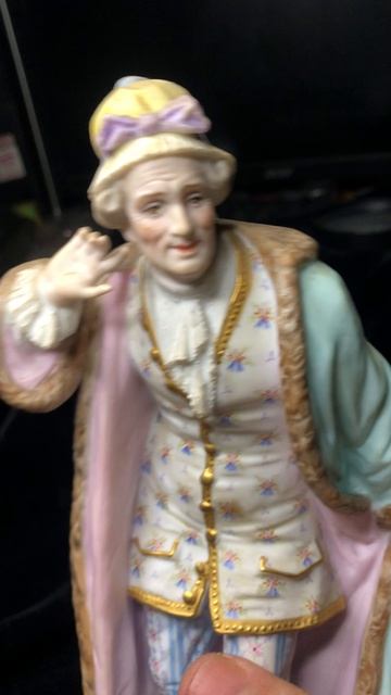 008 Французский антикварный фарфор из коллекции.