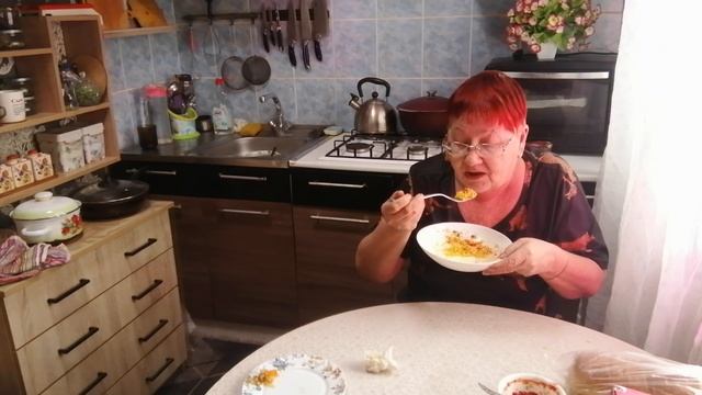 Жизнь пенсионеров. Мукбанг обед. смотреть онлайн