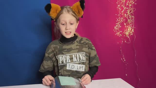 Распаковка сюрприз бокса от Моди Беатрис смотреть онлайн