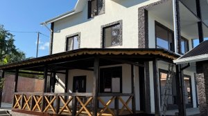 Большой, красивый дом.