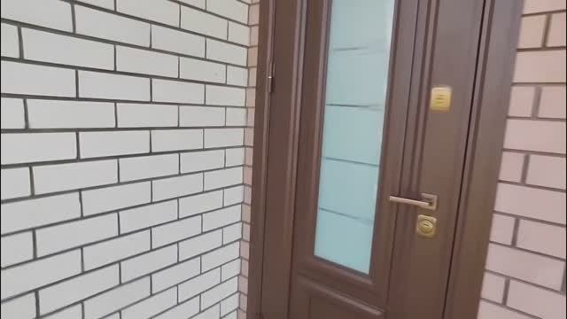 Уличная входная дверь из оцинкованной стали с матовым стеклом установлена в г. Бор Нижегородская обл