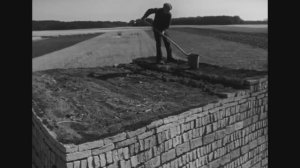 Забытое искусство производства кирпича методом полевого обжига.