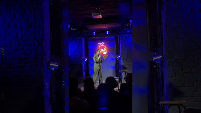 Standup en español смотреть онлайн