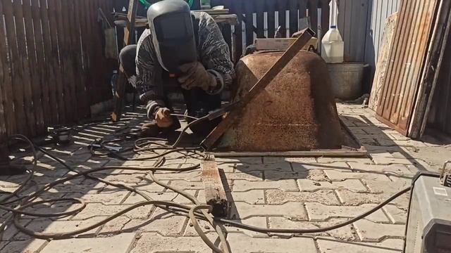 БАК В ОГОРОД, КАРКАС ПОД ВАННУ, ЗАМЕНА ГНИЛОГО ОТВОДА( ОТОПЛЕНИЕ)