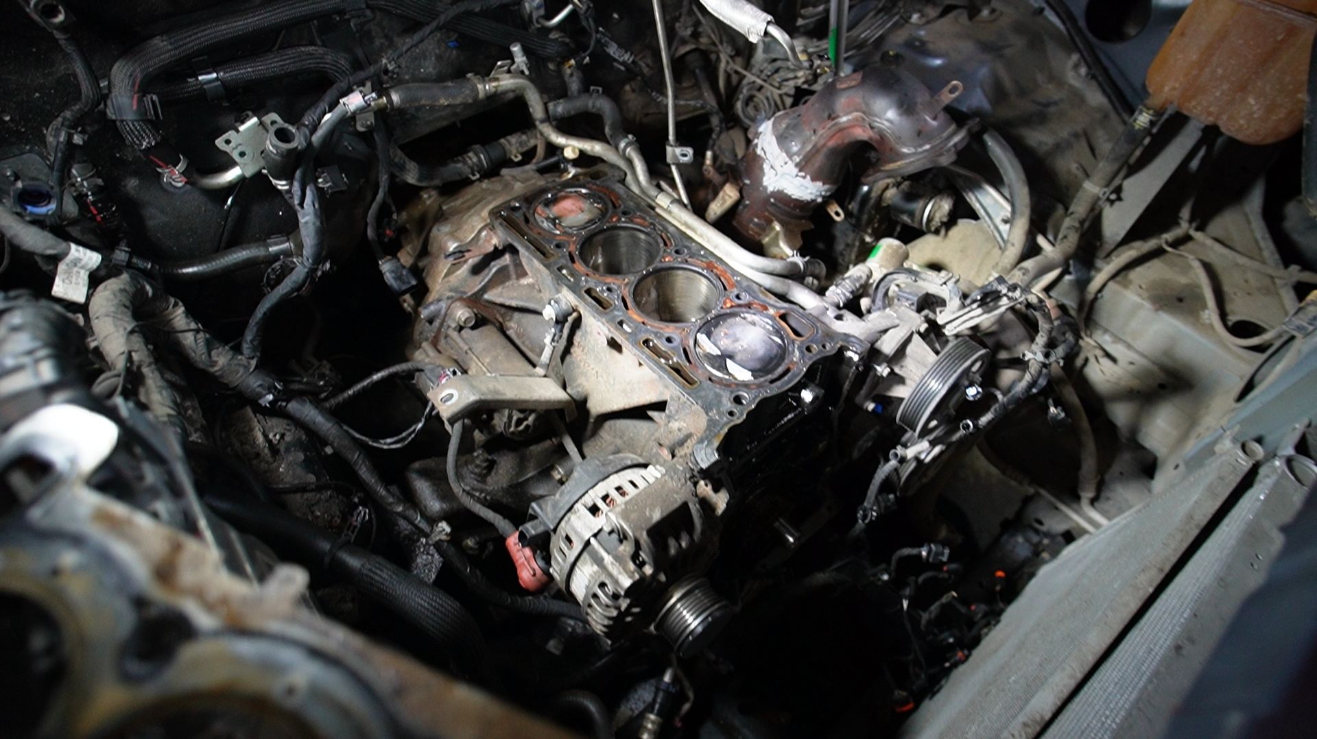 БУДНИ ДИАГНОСТИКИ #8: ПРОДОЛЖЕНИЕ ПО CHANGAN. Прошиваем блок для запуска Peugeot и др. смотреть онлайн