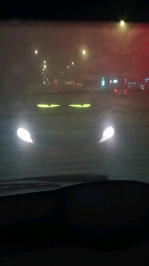 развлекаюсь в geometry dash