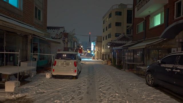 Букчон ханок ночью зимняя атмосфера и тихие улицы Сеула 🌙❄️ смотреть онлайн